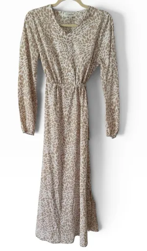 Coolibar Beige Animal Print Long Sleeve Gathered Waist Maxi Dress Size XS UPF 50 thumbnail 1