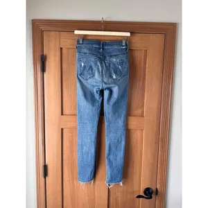 MOTHER The Stunner Ankle Fray Graffiti Girl Denim Distressed Jeans Women’s sz 24 thumbnail 5