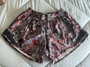 Lululemon Shorts thumbnail 1