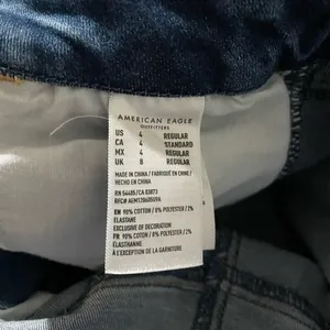 American Eagle Curvy High Rise Jeans Size 4 thumbnail 4