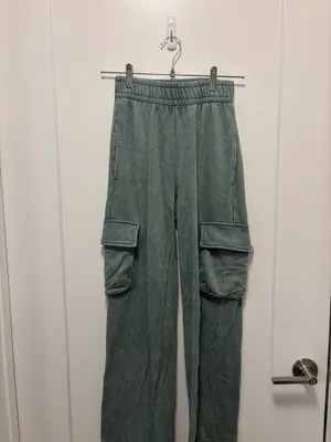 Wild Fable High Waisted Cargo Sweatpants thumbnail 2