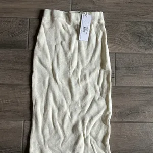 Sundays primrose skirt in white thumbnail 2
