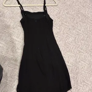 Princess polly Black Dress thumbnail 5