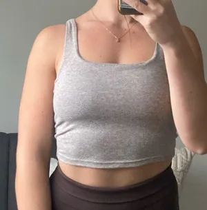 Workout crop tank Gray thumbnail 1