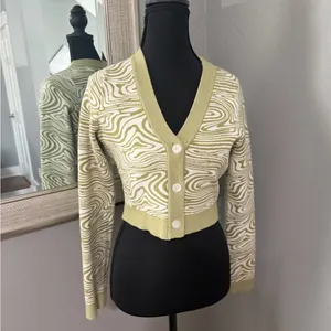 Glassons Groovy Swirl Hippie Crop Cardigan Sweater Size Small. thumbnail 2