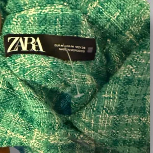 Zara Green Jacket with Raw Hems‎ thumbnail 5
