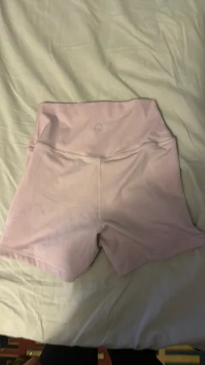 Gilly Hicks Shorts thumbnail 2