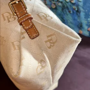 Vintage Dooney & Bourke Cream Monogram Large Hobo Shoulder Bag thumbnail 6