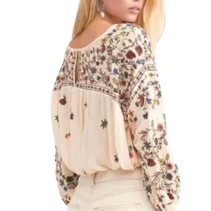 FREE PEOPLE Wild Flowers Embroidery Blouse Sz S Cream Crepe Boho Western Gypsy thumbnail 4