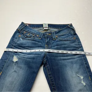 True Religion Becky Womens Size 27 Blue Denim Jean Distressed Low Rise *FLAWED‎ thumbnail 9