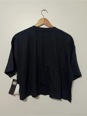 NWT Tennessee Titans NFL Cropped Shirt Size XL Women’s NEW Top thumbnail 4