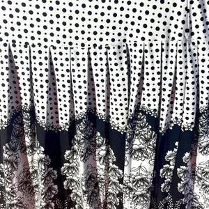 Lisa Lee Skirt stretchy/ pleated Size L thumbnail 2