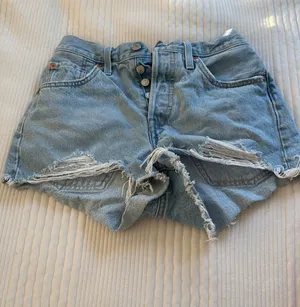 Levi’s 501 Shorts High-Rise thumbnail 1