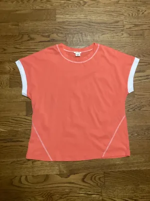 Yelete 100% cotton coral contrast crewneck tee. Size Medium thumbnail 3