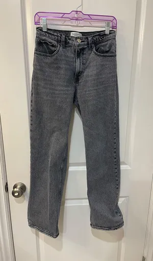 Abercrombie High-Rise Jeans Relaxed 90s thumbnail 1