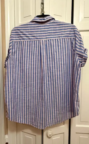 Tommy Hilfiger Women's Relaxed Fit Striped Short Sleeve Button-Down Shirt thumbnail 4