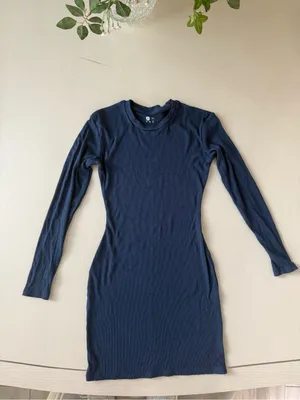 Ribbed Long-Sleeve Bodycon Dress in Navy thumbnail 3