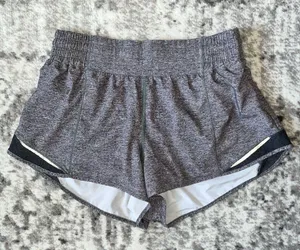 Lululemon Hotty Hot Short *High-Rise 2.5" thumbnail 2