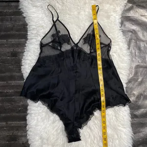 🆕 Victoria'S Secret Black Sheer Teddy Floral Lace Bodysuit Sheer Satin thumbnail 8