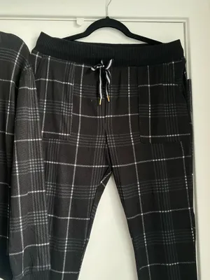 NWOT Honeydew Super Soft 2 Piece Pajama Set Black Plaid Long Sleeve Pant M thumbnail 4