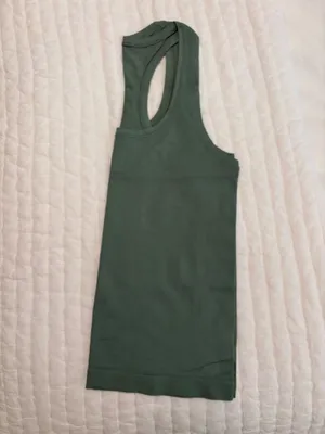 Lululemon Swiftly Tank Tech thumbnail 2