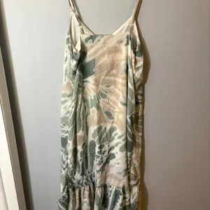 wishlist apparel dress‎ thumbnail 3