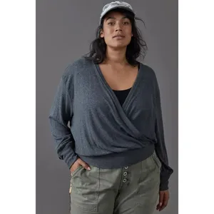 ✨Anthropologie Rocio Surplice Grey Sz Medium Top✨ thumbnail 4