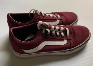 Vans Burgundy thumbnail 1