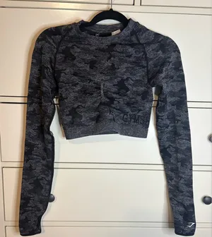 Gymshark SEAMLESS LONG SLEEVE CROP TOP Size Small thumbnail 1