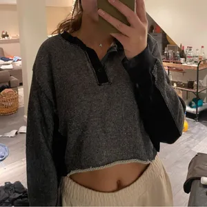 cropped long sleeve Size L thumbnail 6