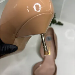 Kurt Geiger London Nude Patent Leather Pointed Toe Kitten Heels Women’s Size 7 thumbnail 9