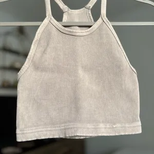 Free People Movement Happiness Runs Crop thumbnail 2