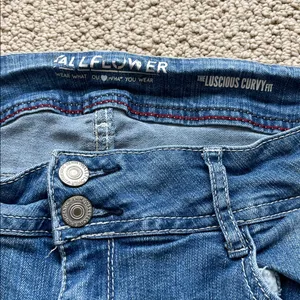 Wallflower Classic Blue Denim Jeans Size undefined thumbnail 2