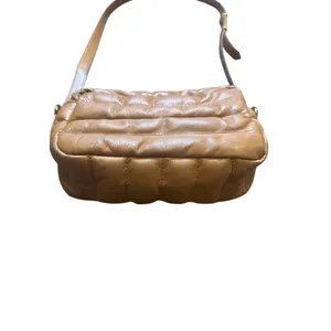 Madewell The Transport Camera Bag: Puff Edition in Warm Hickory Brown thumbnail 3
