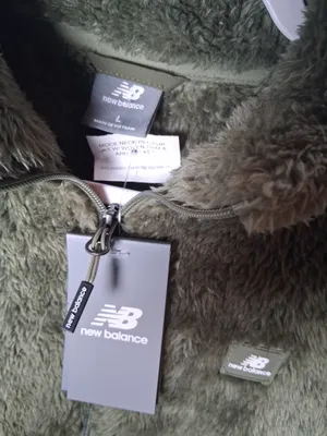 NWT New Balance Women's Olive Green Pile Fur Plush Full-Zip Fleece Jacket size L thumbnail 2