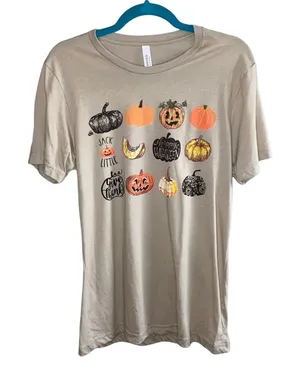 Halloween‎ Pumpkin Graphic Tee Medium Fall Autumn Graphic T-Shirt Casual thumbnail 1