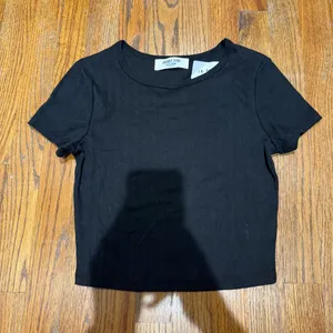 double zero crop tee thumbnail 1