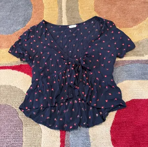 John Galt Brandy Melville Navy Blue Red Floral Tie Front Top Blouse One Size thumbnail 1