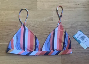 NWT  Bikini Top thumbnail 1