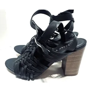 Steve Madden Madden Girl Black Strappy Sandals sz 8 faux leather block heels Ransley thumbnail 1