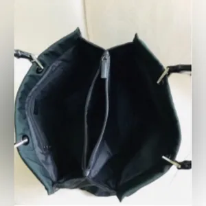 Authentic GUCCI business/tote bag🌹🌹 thumbnail 4