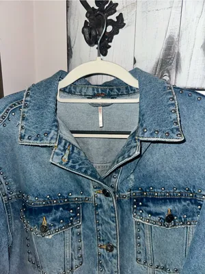 Free People Studded Denim Trucker Jacket $148 MSRP thumbnail 14
