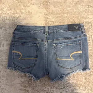 American Eagle shorts  thumbnail 4