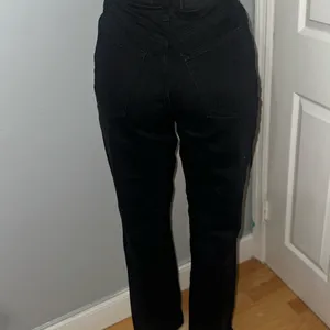 Abercrombie & Fitch Black Ultra High Rise Pants thumbnail 4