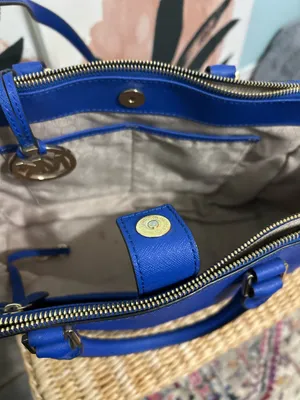 Michael Kors Purse thumbnail 3