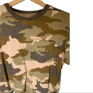 MadeWell Cropped Cottontail Camo Short Sleeve Pocket T Shirt Size M. thumbnail 3