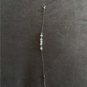 Classic Pearl and Silver Bead Bracelet - White Pearls thumbnail 2