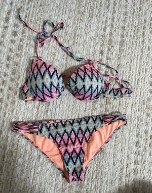 Victoria's Secret Bikini thumbnail 1