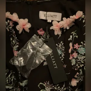 NWT Elliatt Gaia Black Floral Mini Dress Size L thumbnail 16