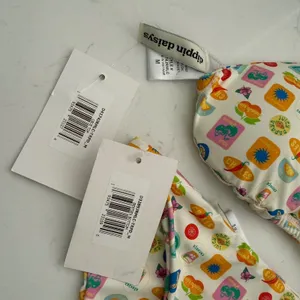 Dippin Daisys Cece Top/Besties Bottom M Bikini Set Tropical Passport Print NWT thumbnail 10